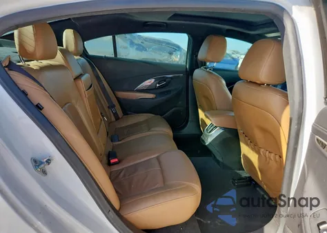 2015 Buick Lacrosse z USA, uszkodzony, nr VIN 1G4GB5G30FF329319